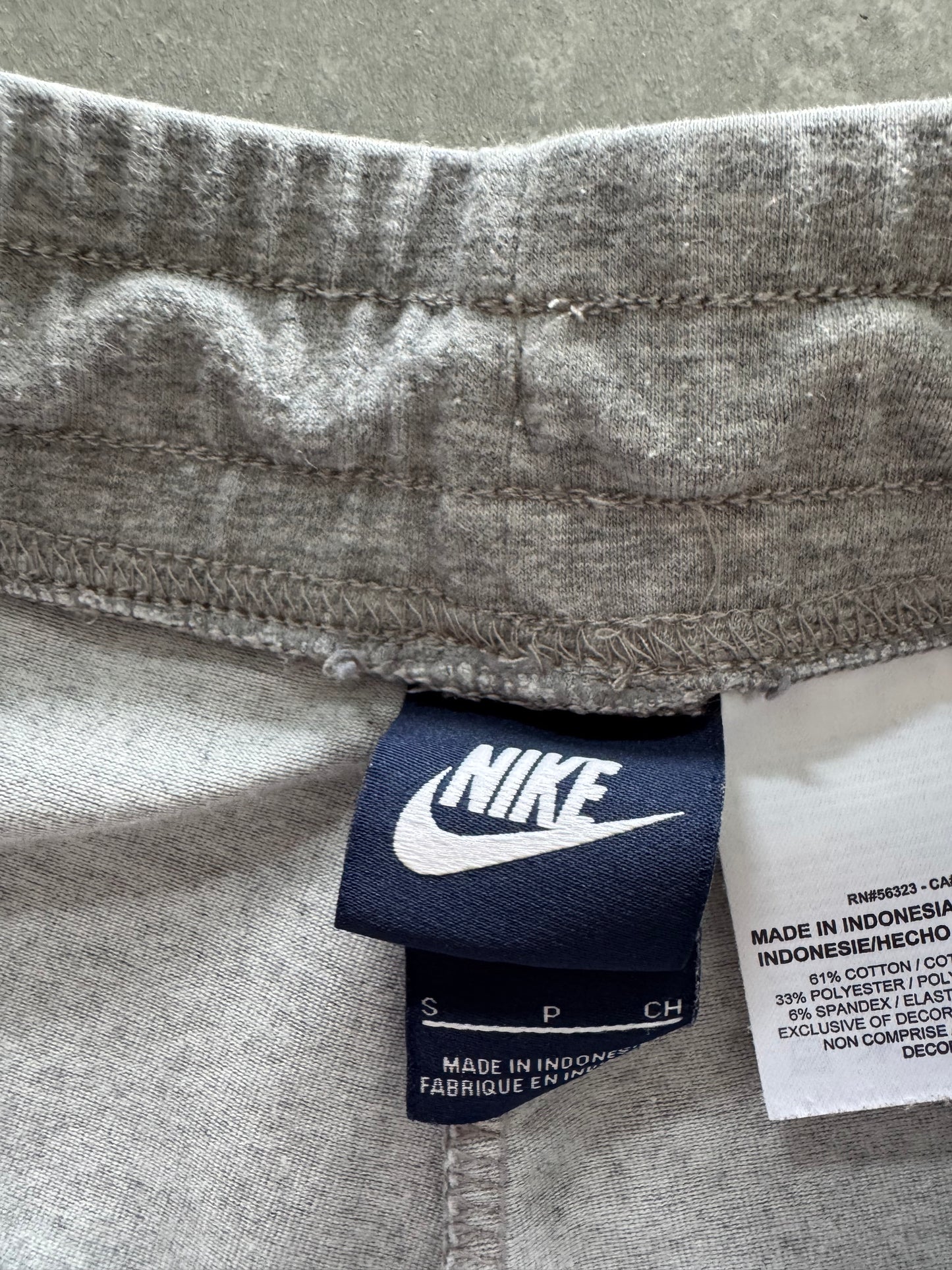 Nike Athletic Shorts - S