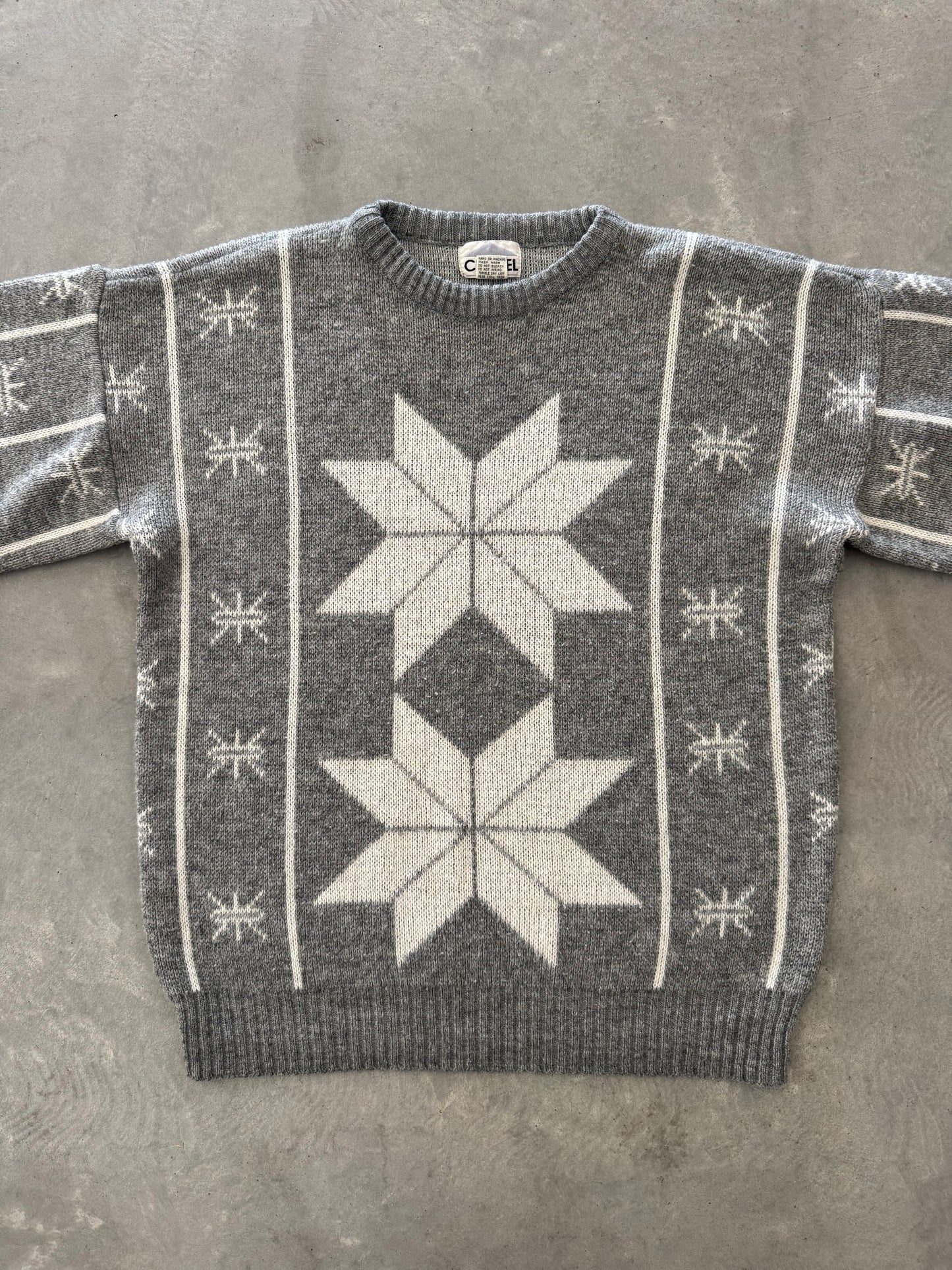 Vintage Snowflake Sweater - M