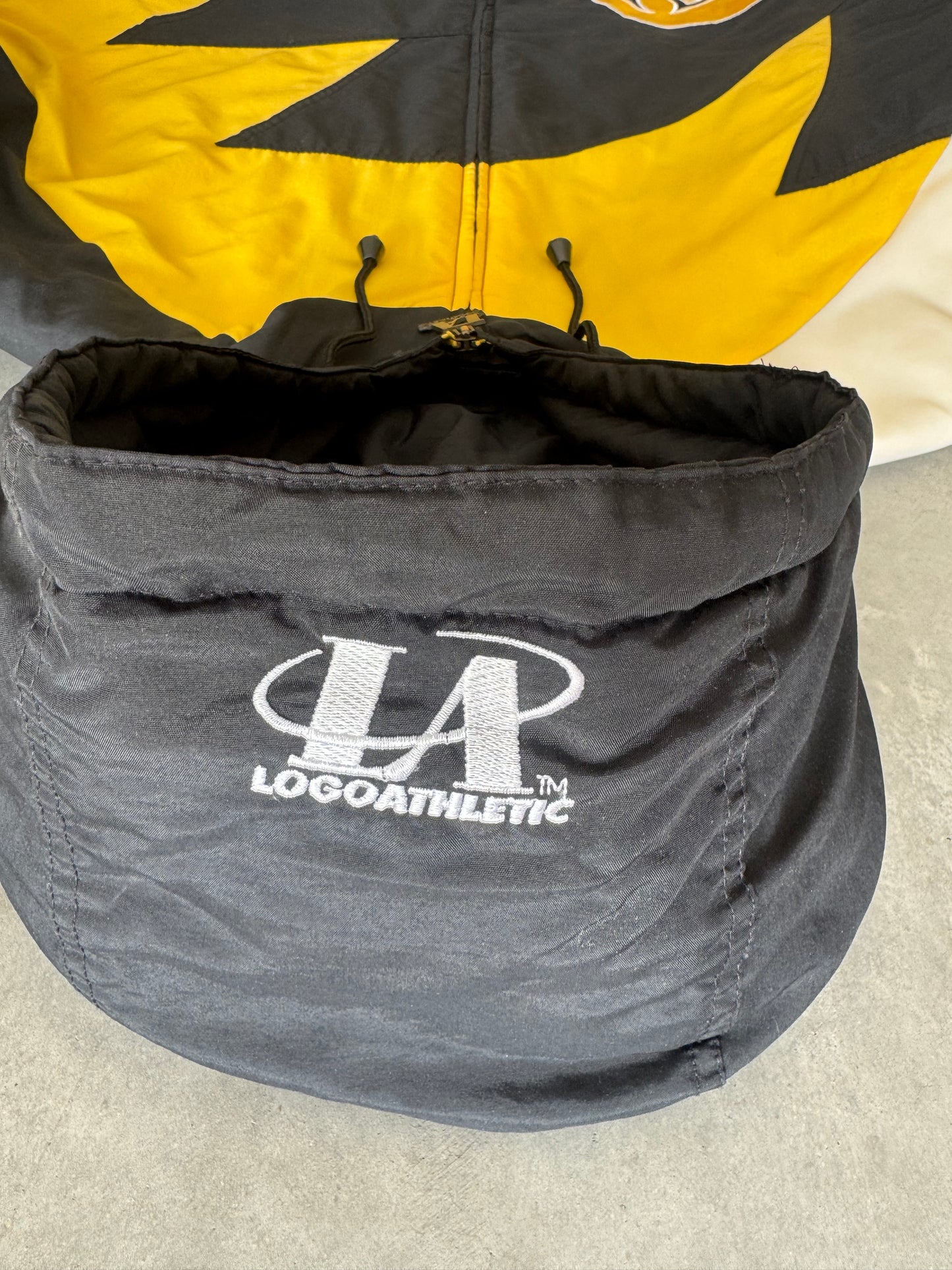 Vintage 90s Iowa Hawkeyes Coat - L