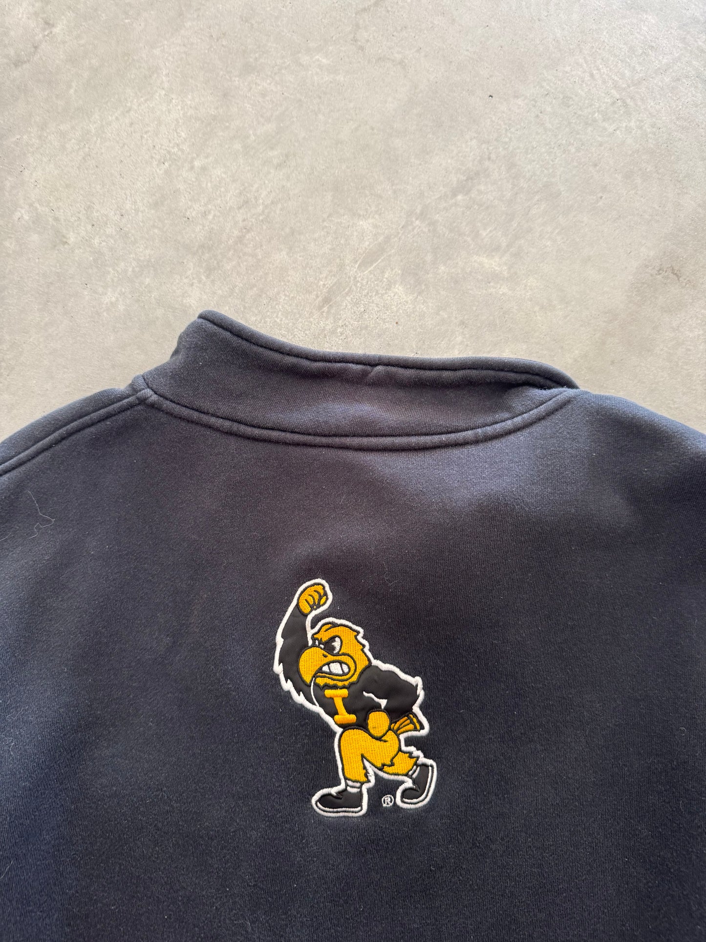 Vintage Iowa Hawkeyes Champion Zip Up - XL