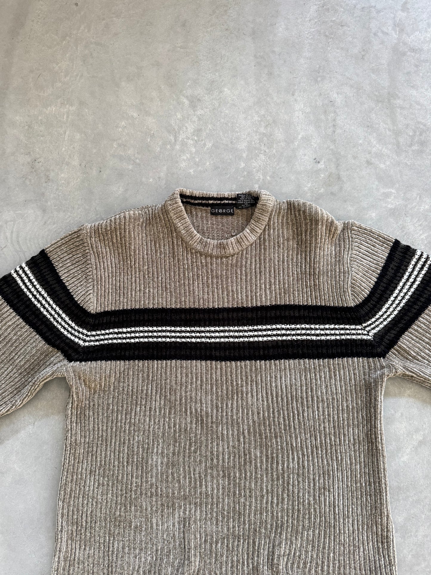 Vintage Sweater - L