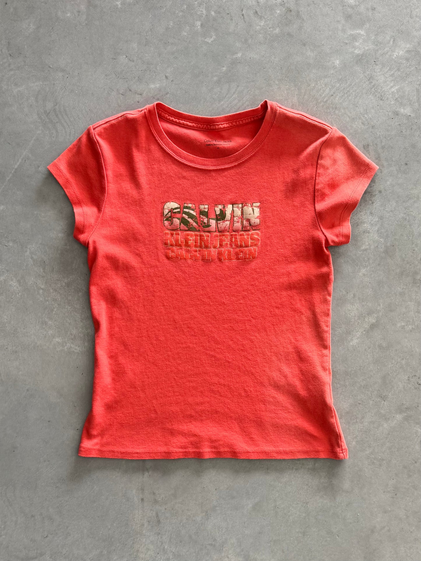 Vintage Calvin Klein Women’s Baby Tee - M