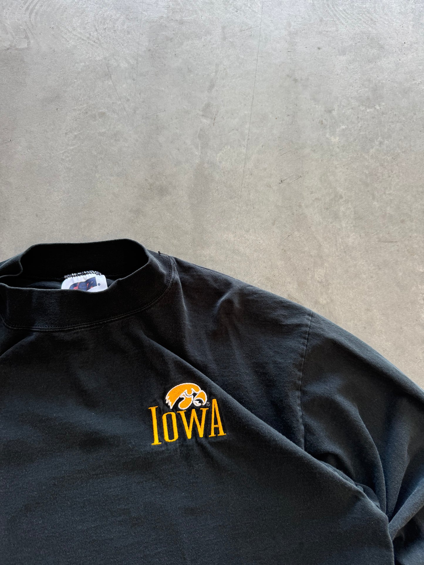 Vintage 90s Iowa Hawkeyes Mock Neck - XL
