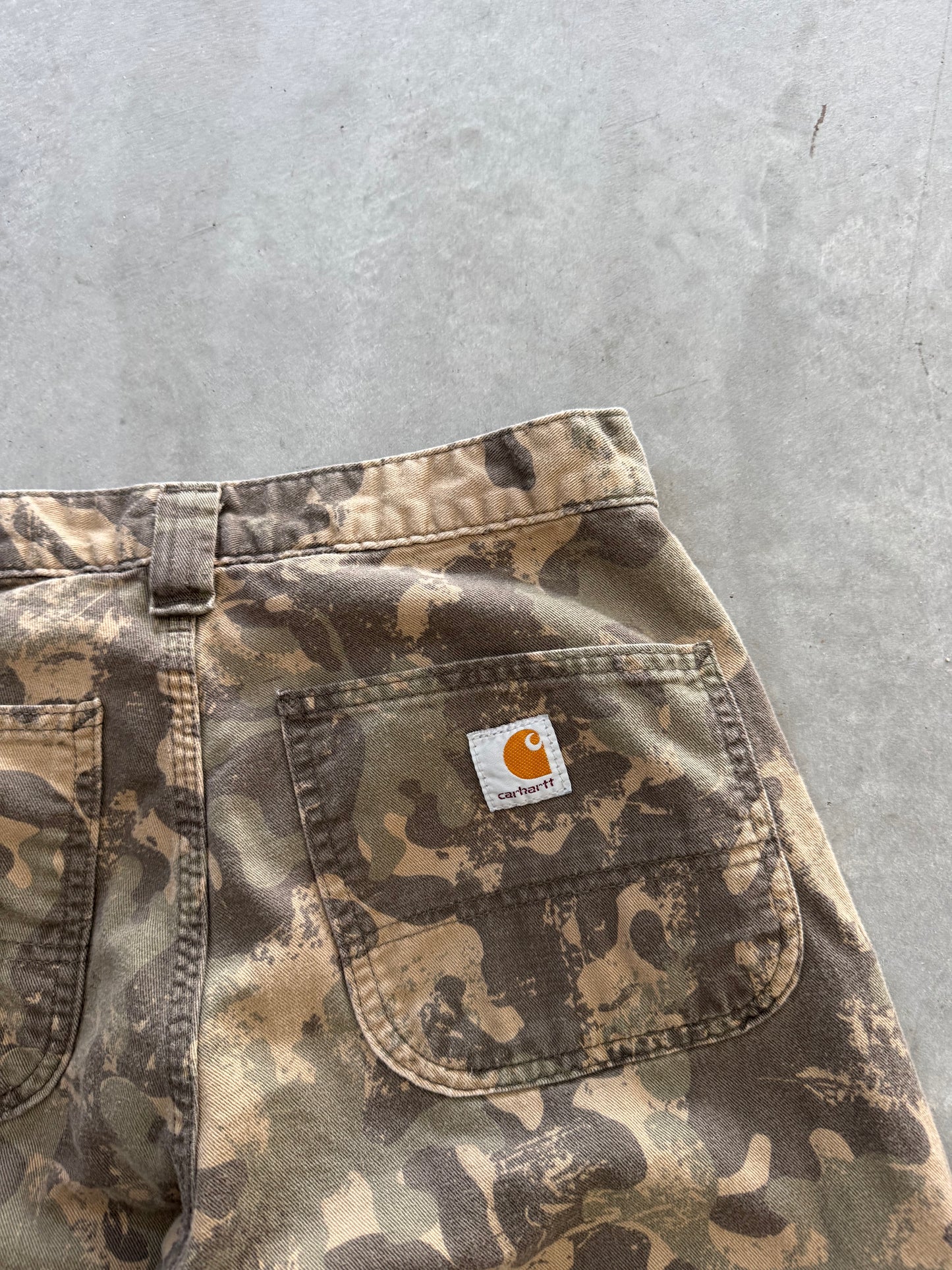 Carhartt Duck Print Cargo Shorts - 28x11.5