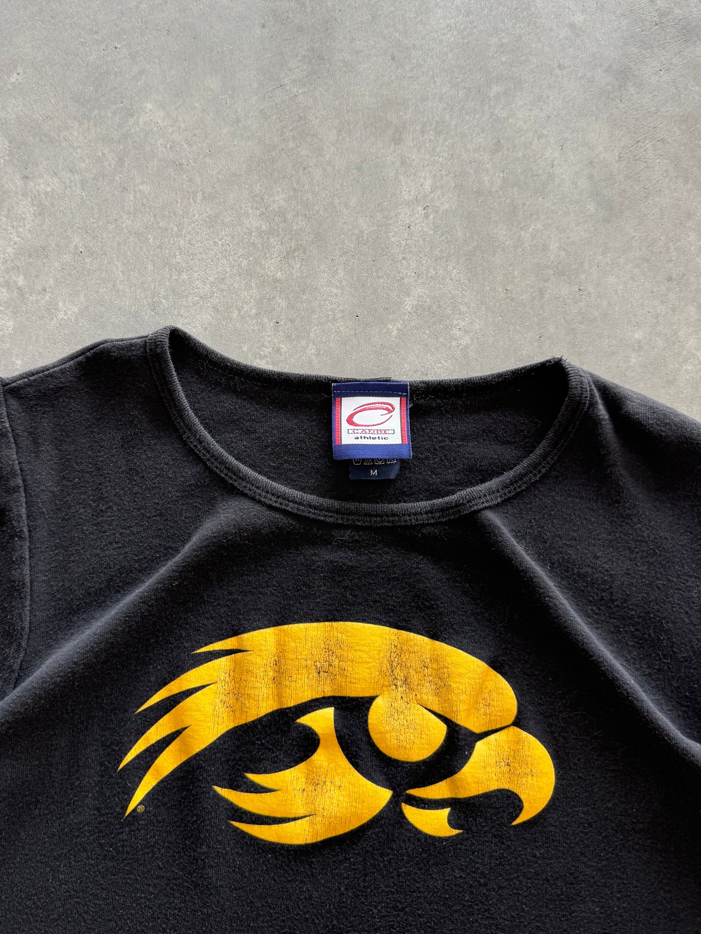 Vintage 90s Iowa Hawkeyes Women’s Baby Tee - M