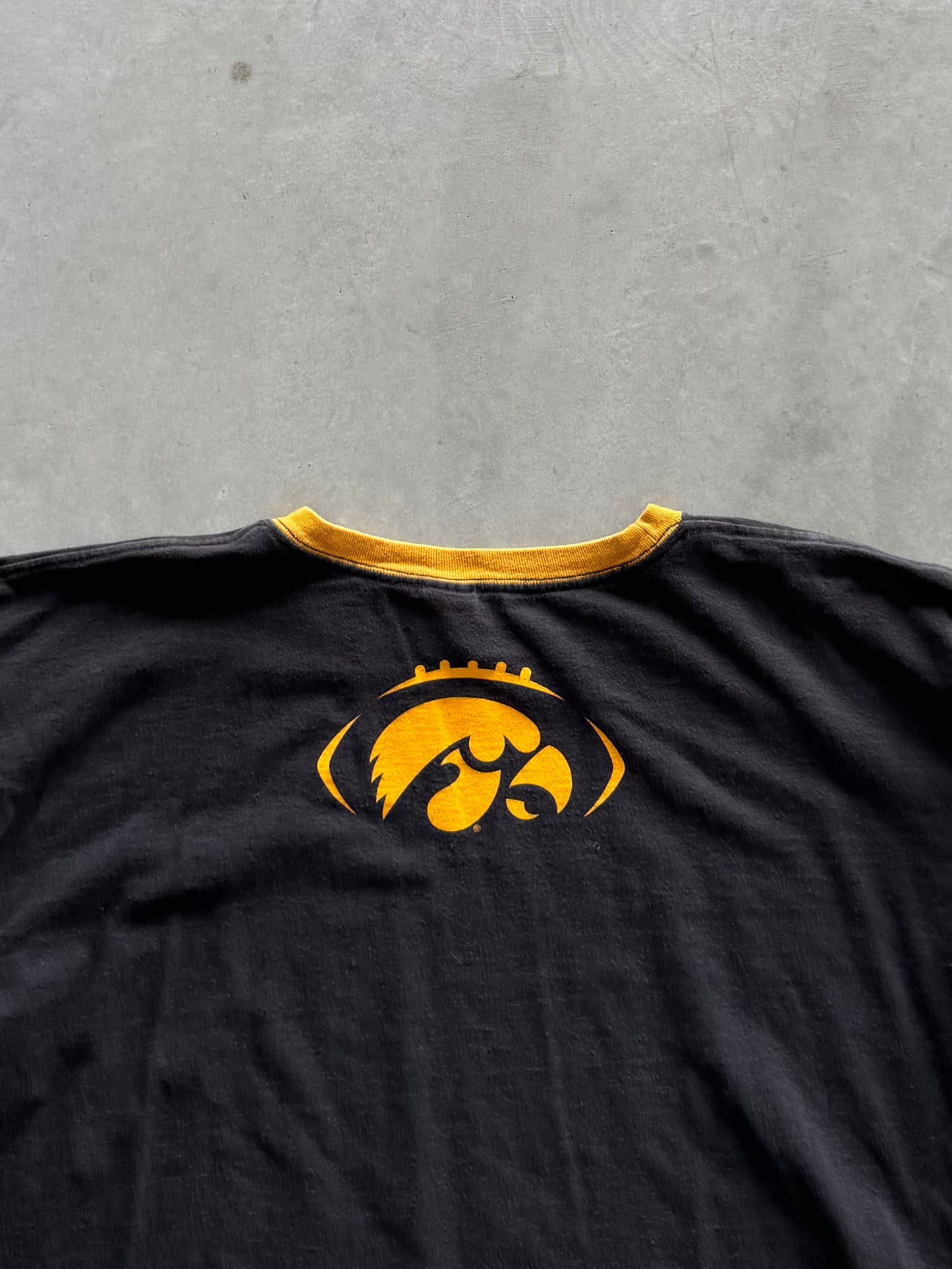 Vintage 90s Iowa Hawkeyes Football Tee - XL