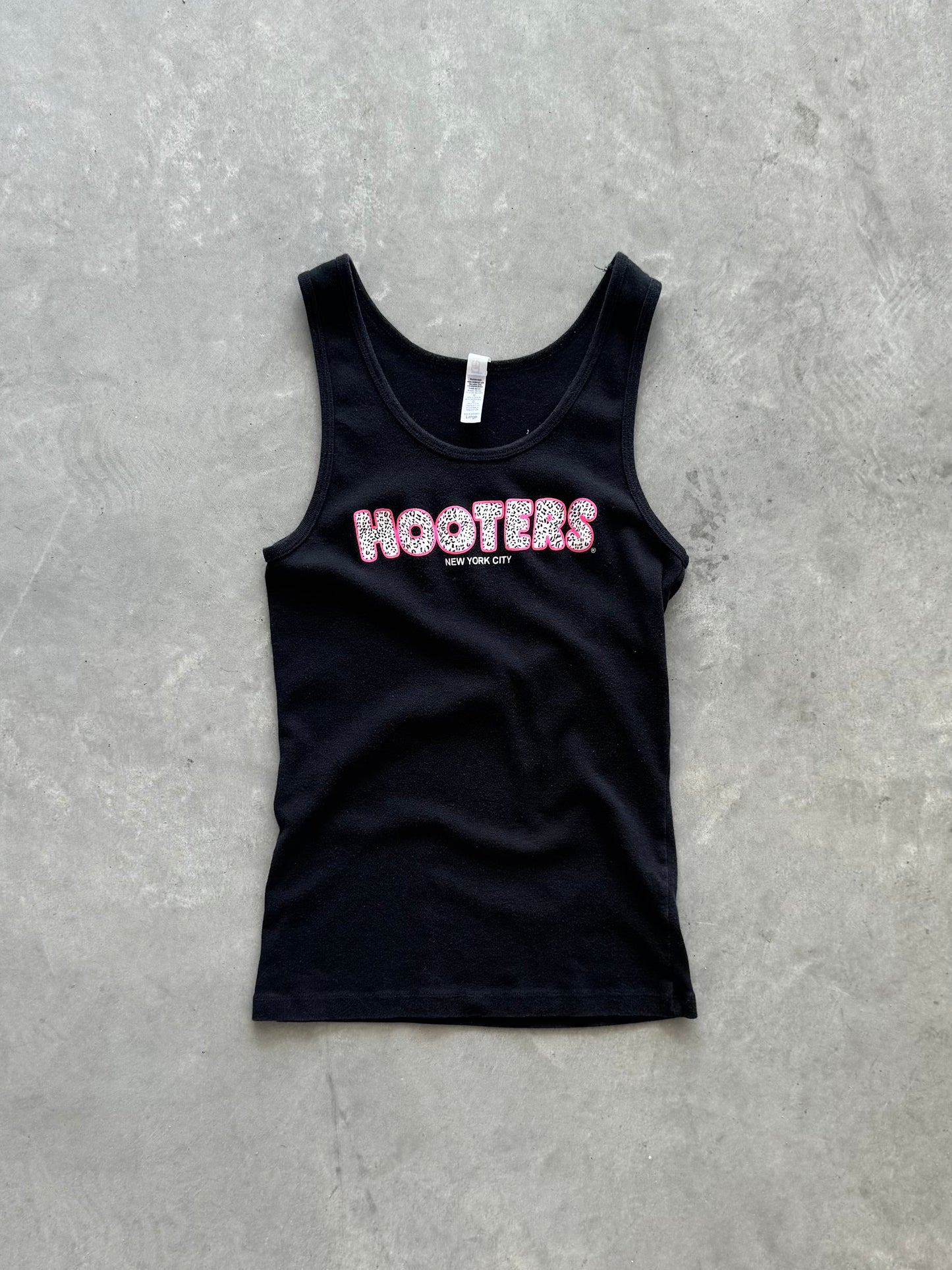 Hooters Tank Top - L