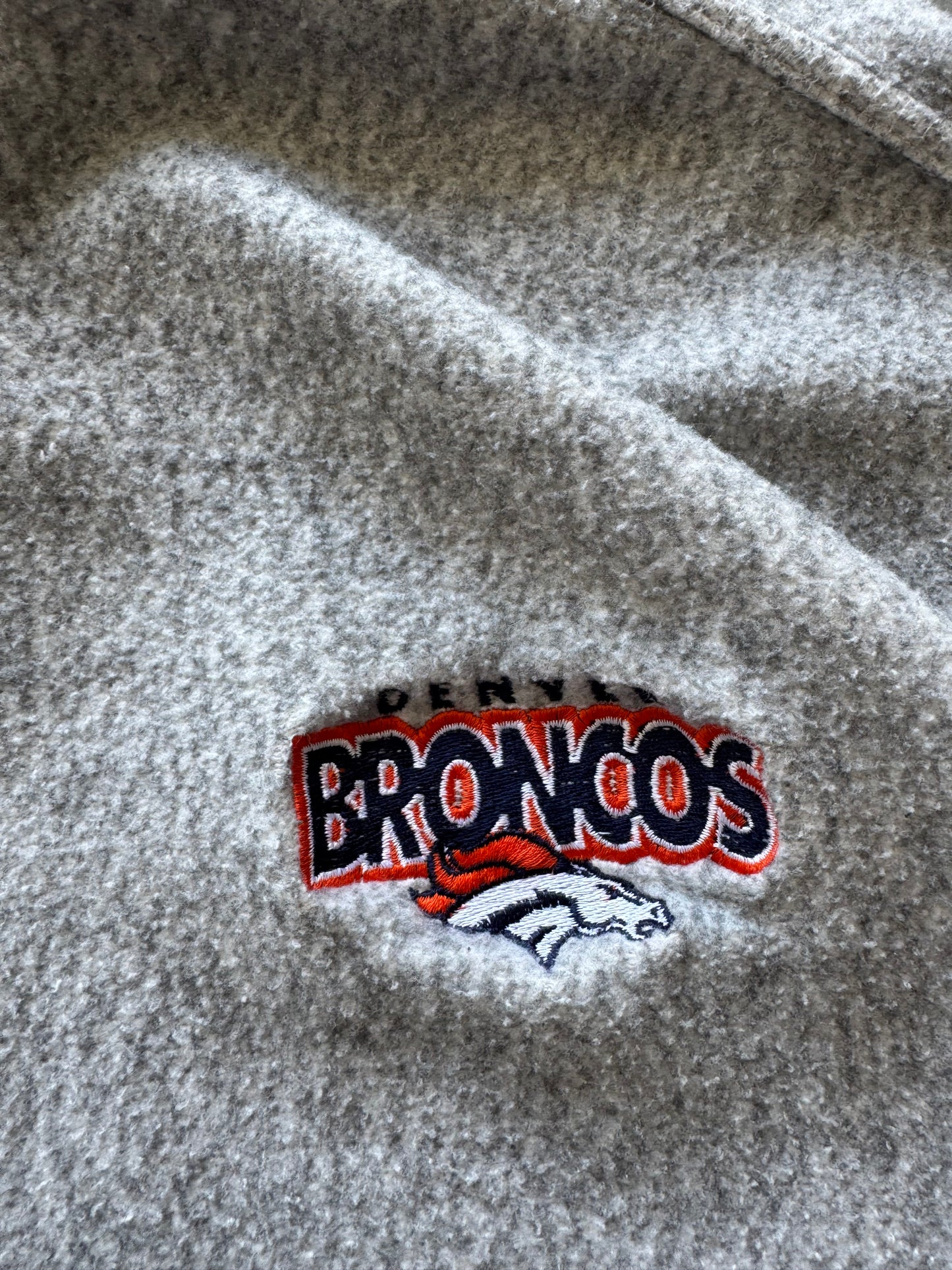 Vintage Denver Broncos Sweatshirt - L
