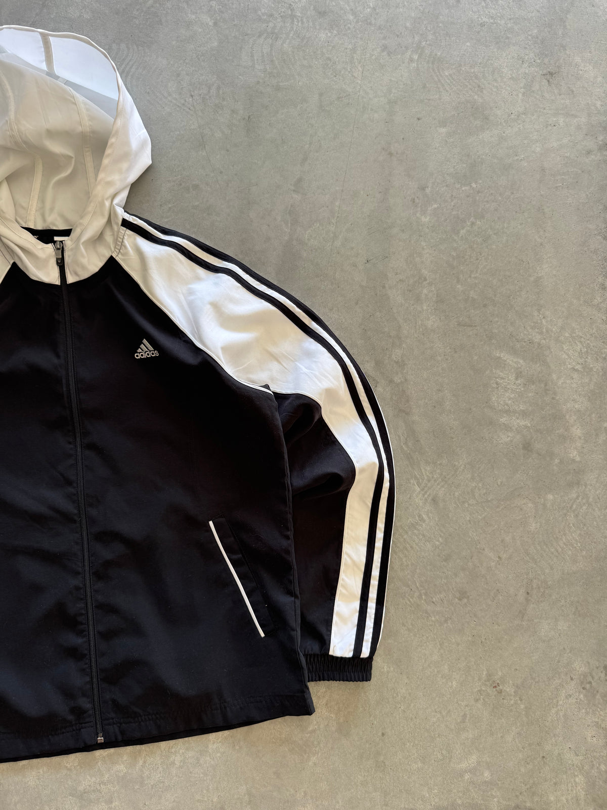 Vintage 00s Adidas Windbreaker Jacket - M