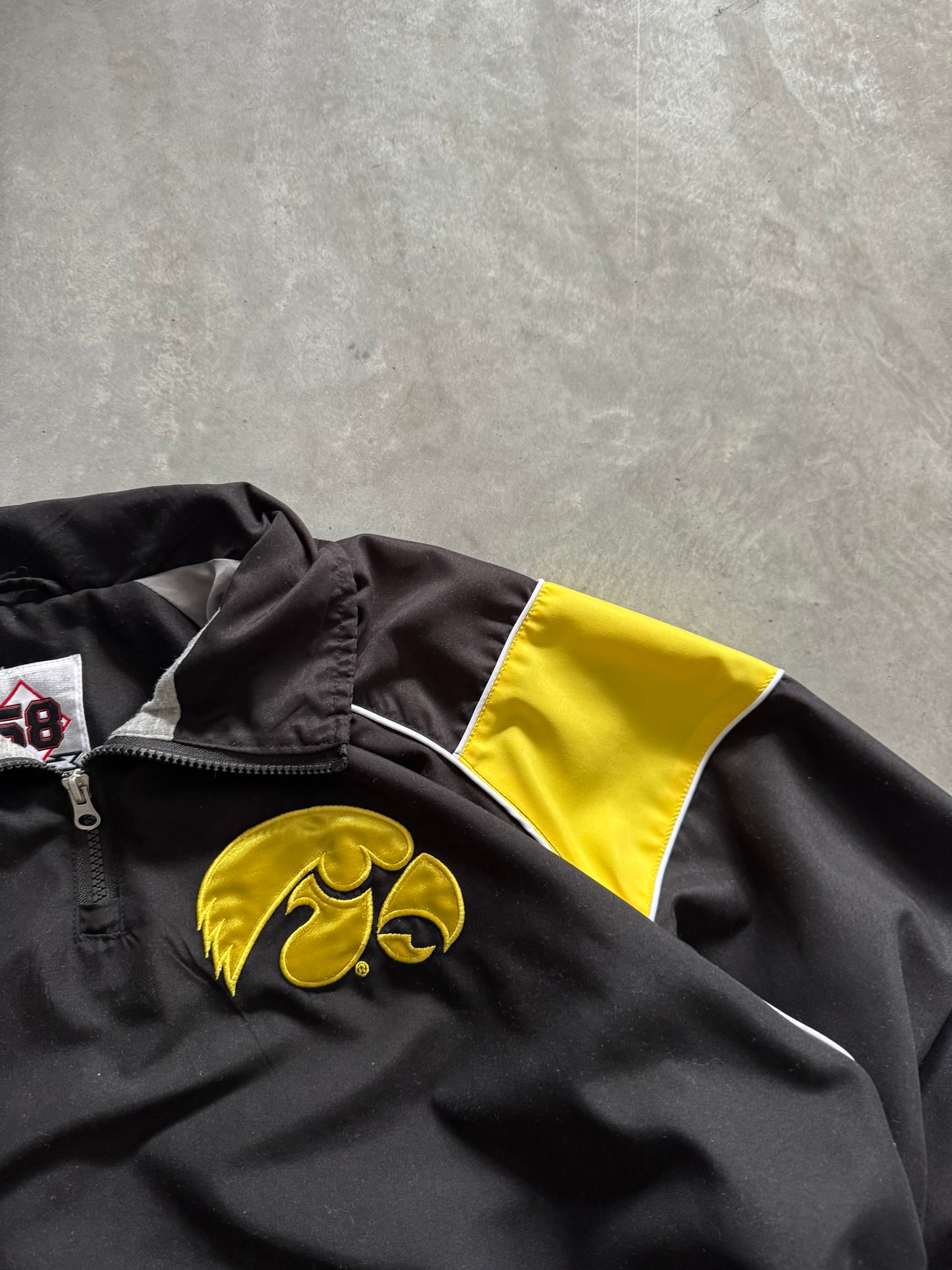 Vintage Iowa Hawkeyes Windbreaker - XL