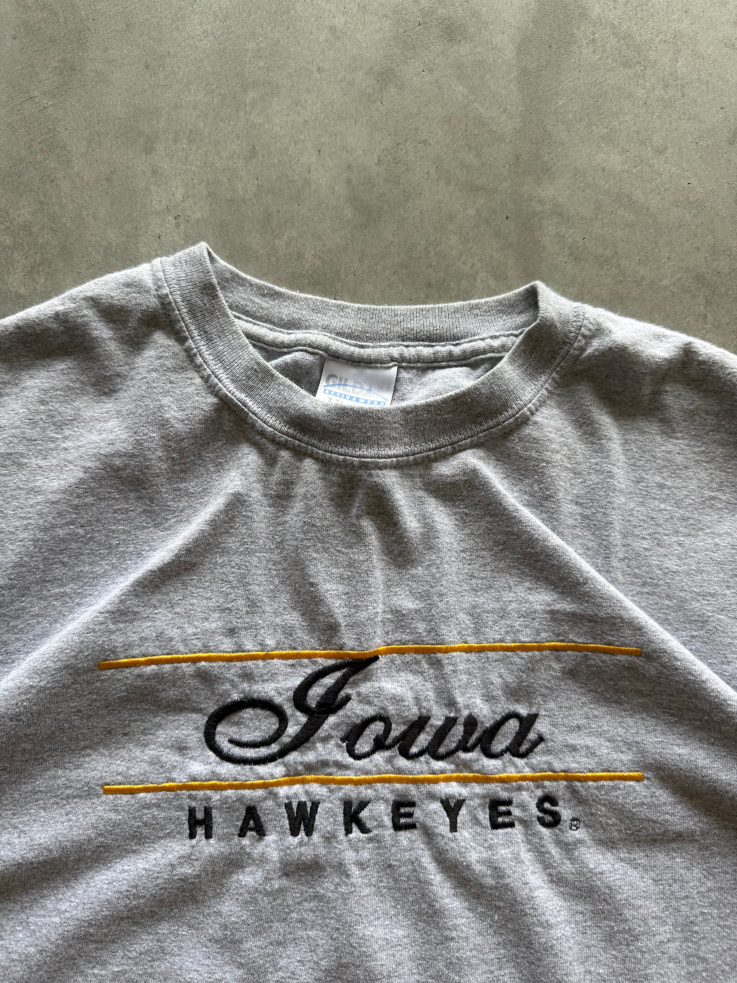 Vintage Iowa Hawkeyes Tee - M