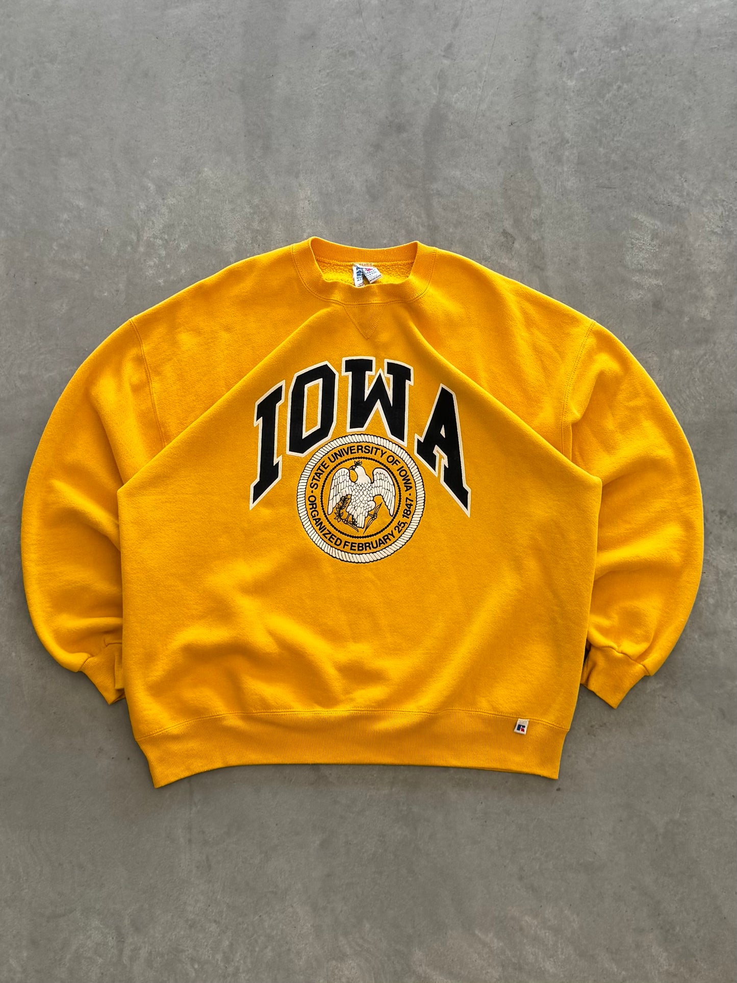 Vintage 90s Russell Iowa Hawkeyes Sweatshirt - XXL