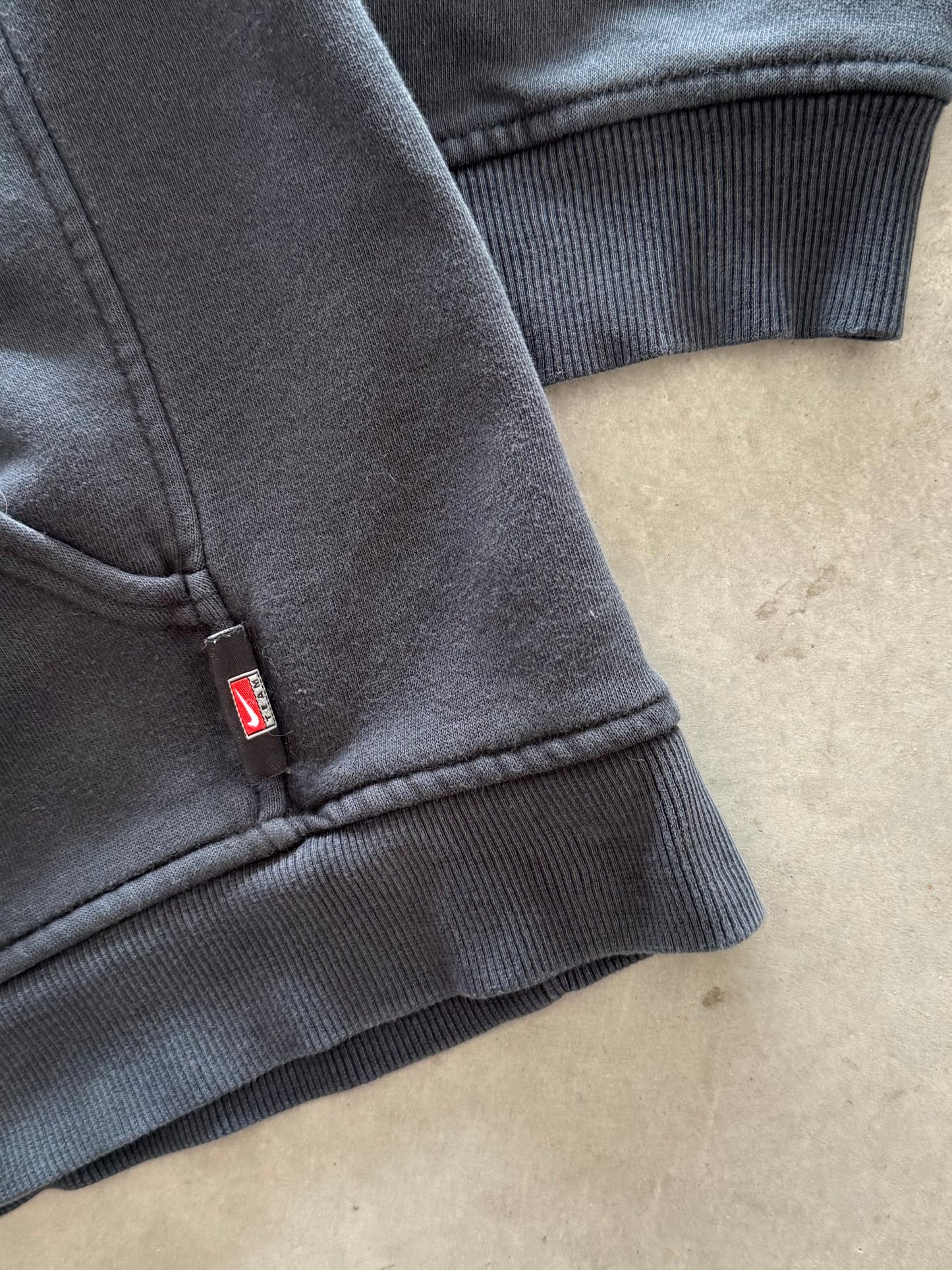Vintage 90s Nike Iowa Hawkeyes Hoodie - L
