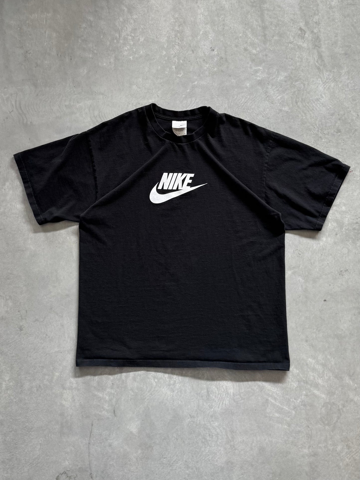 Vintage 00s Nike Tee - L