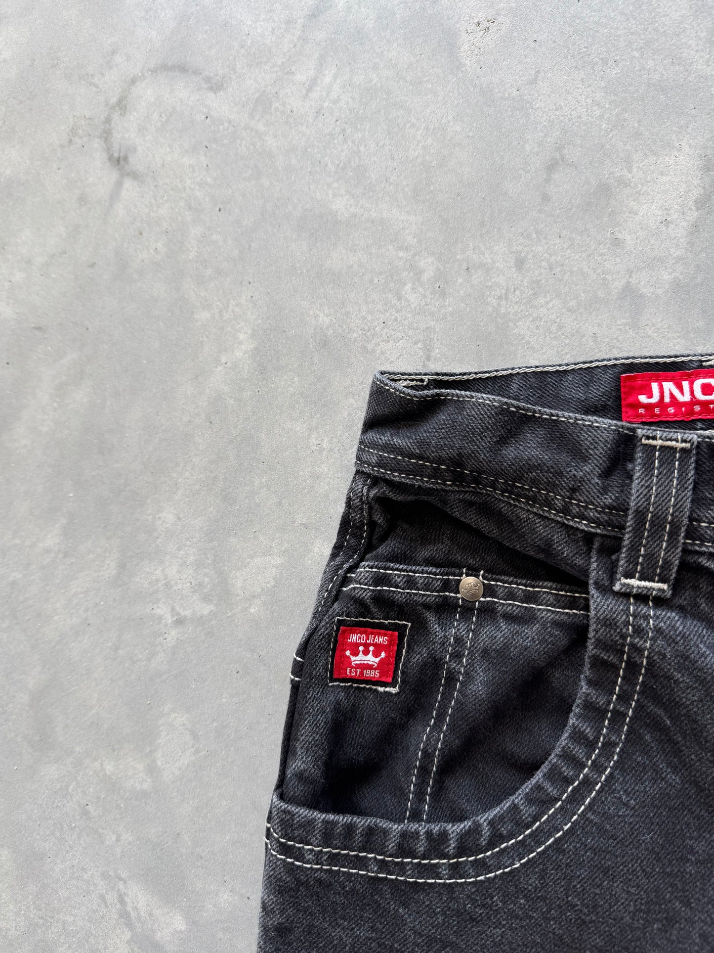Vintage JNCO Dragon Denim Shorts - 26x11