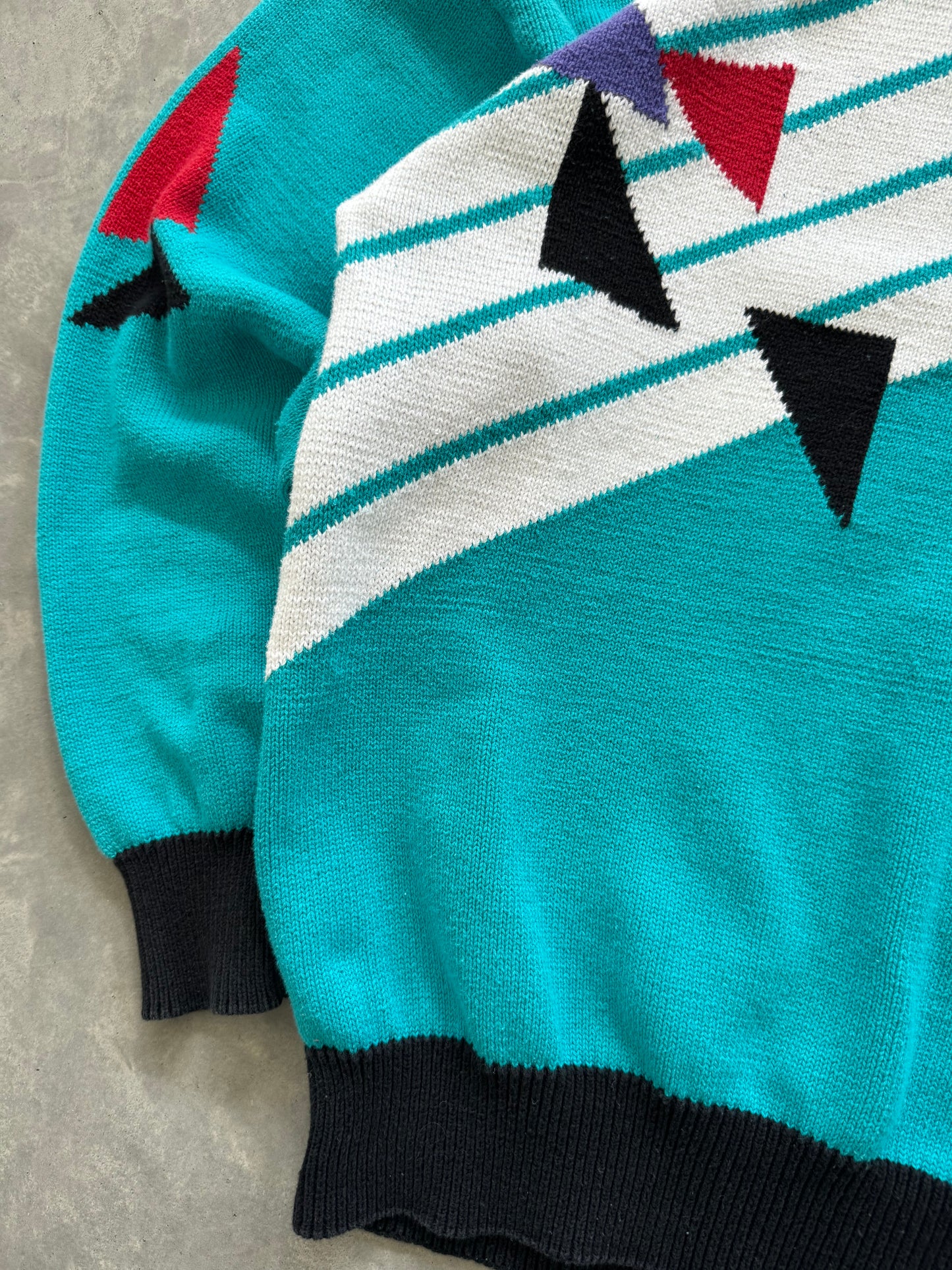Vintage Sweater - L