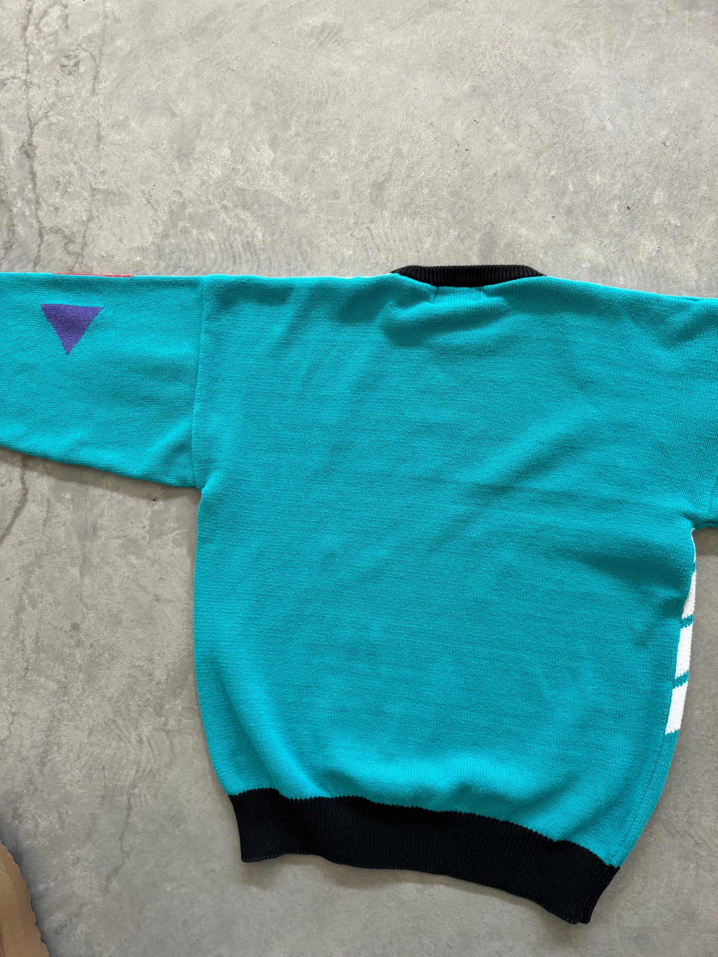 Vintage Sweater - L
