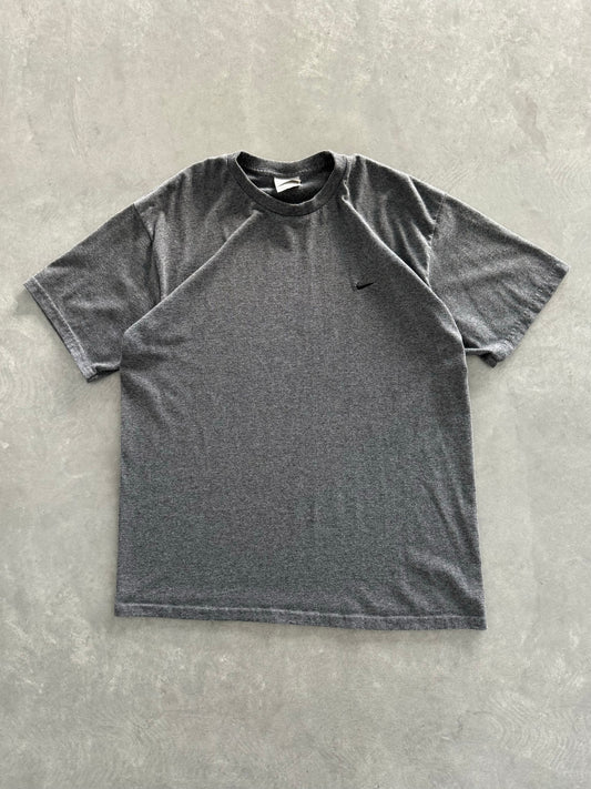 Vintage 00s Nike Tee - L