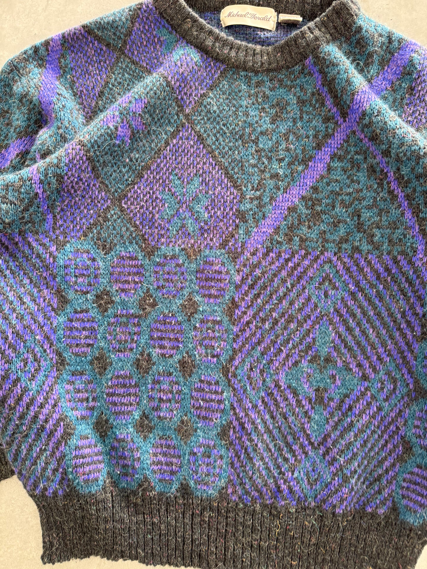 Vintage Sweater - M