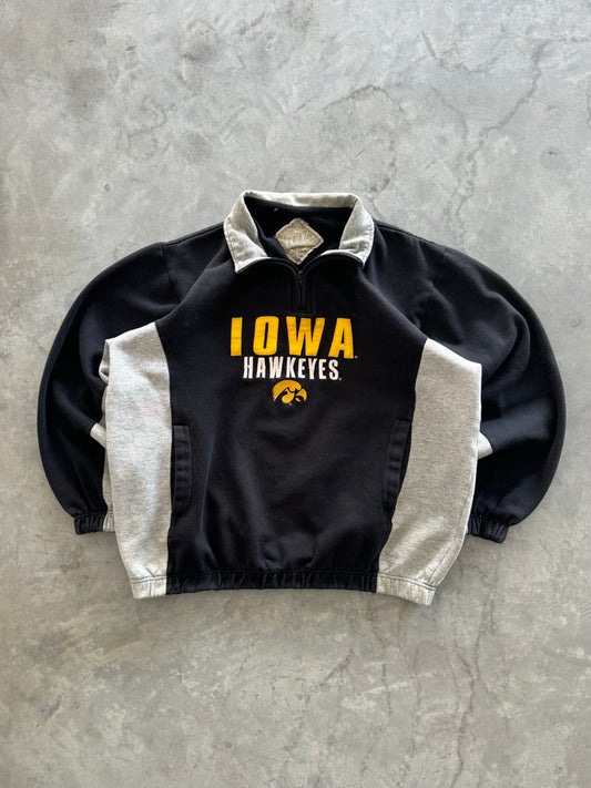 Vintage Iowa Hawkeyes Sweatshirt - L