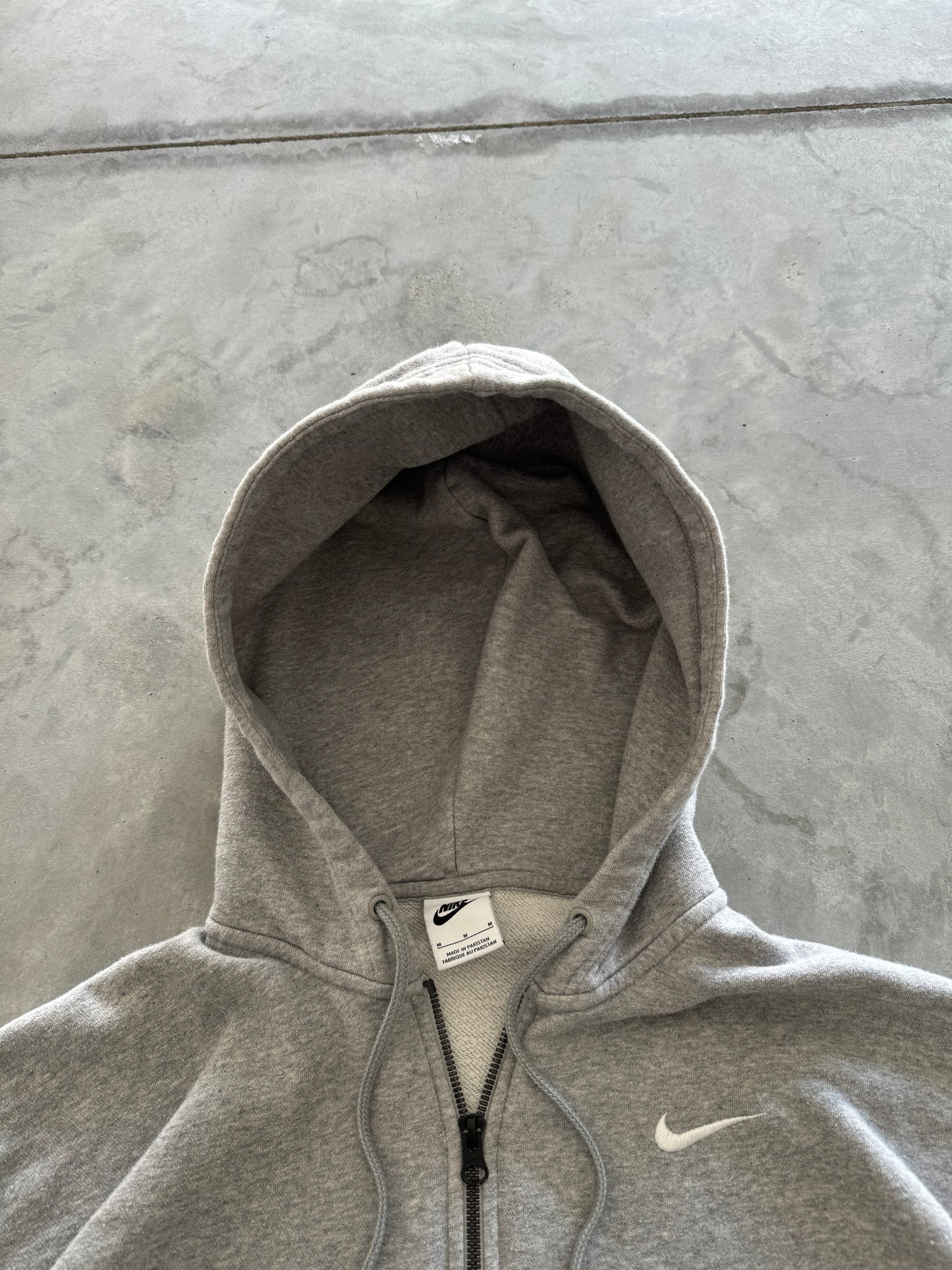 Nike Zip-Up Hoodie - M