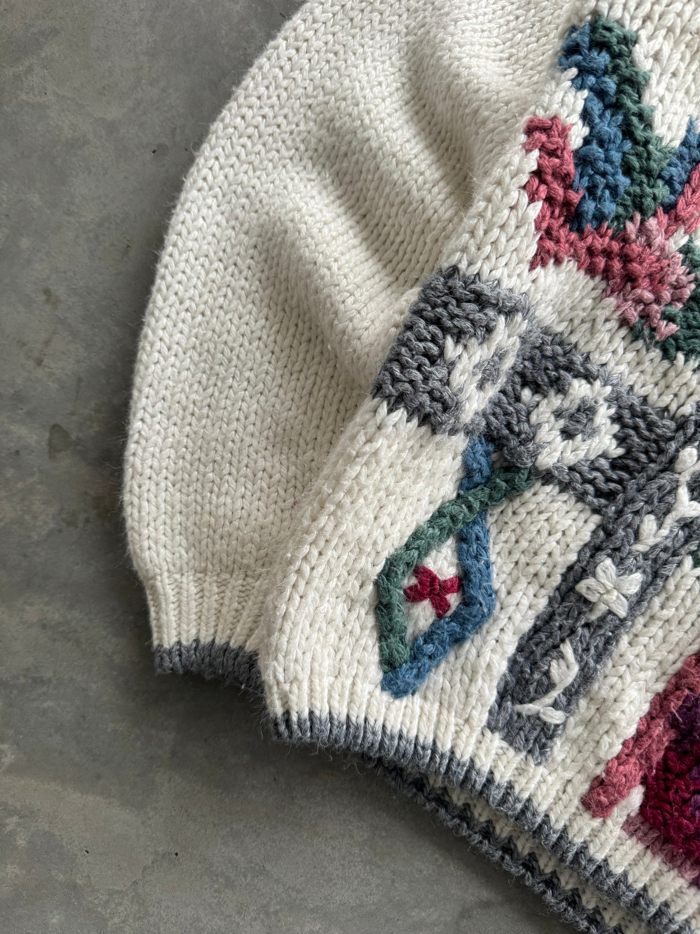 Vintage Knit Sweater - M