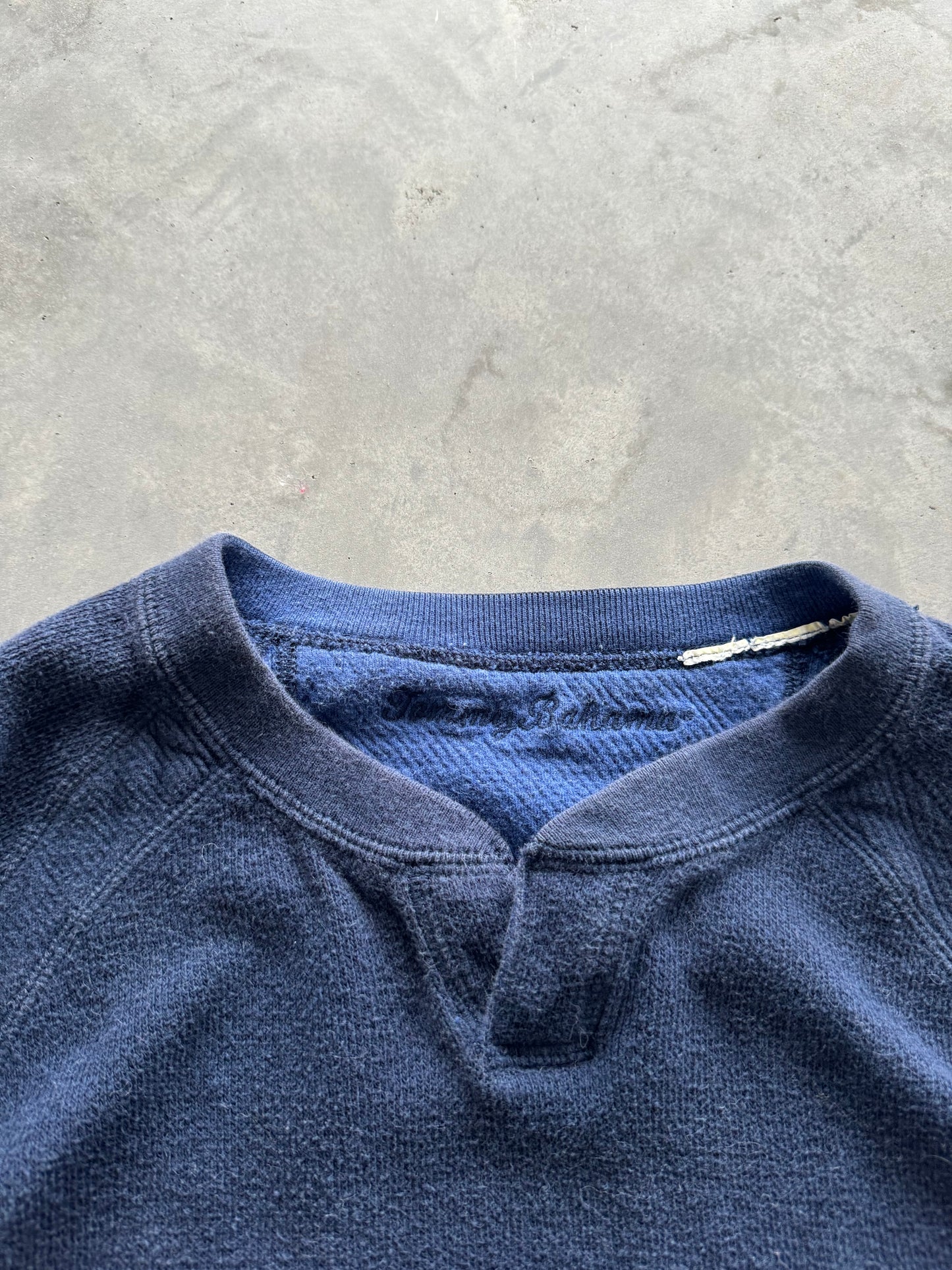 Vintage Tommy Bahama Sweatshirt - L