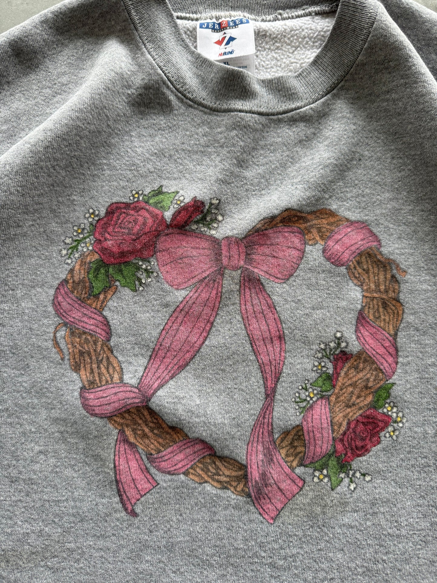 Vintage Bow Sweatshirt - XL