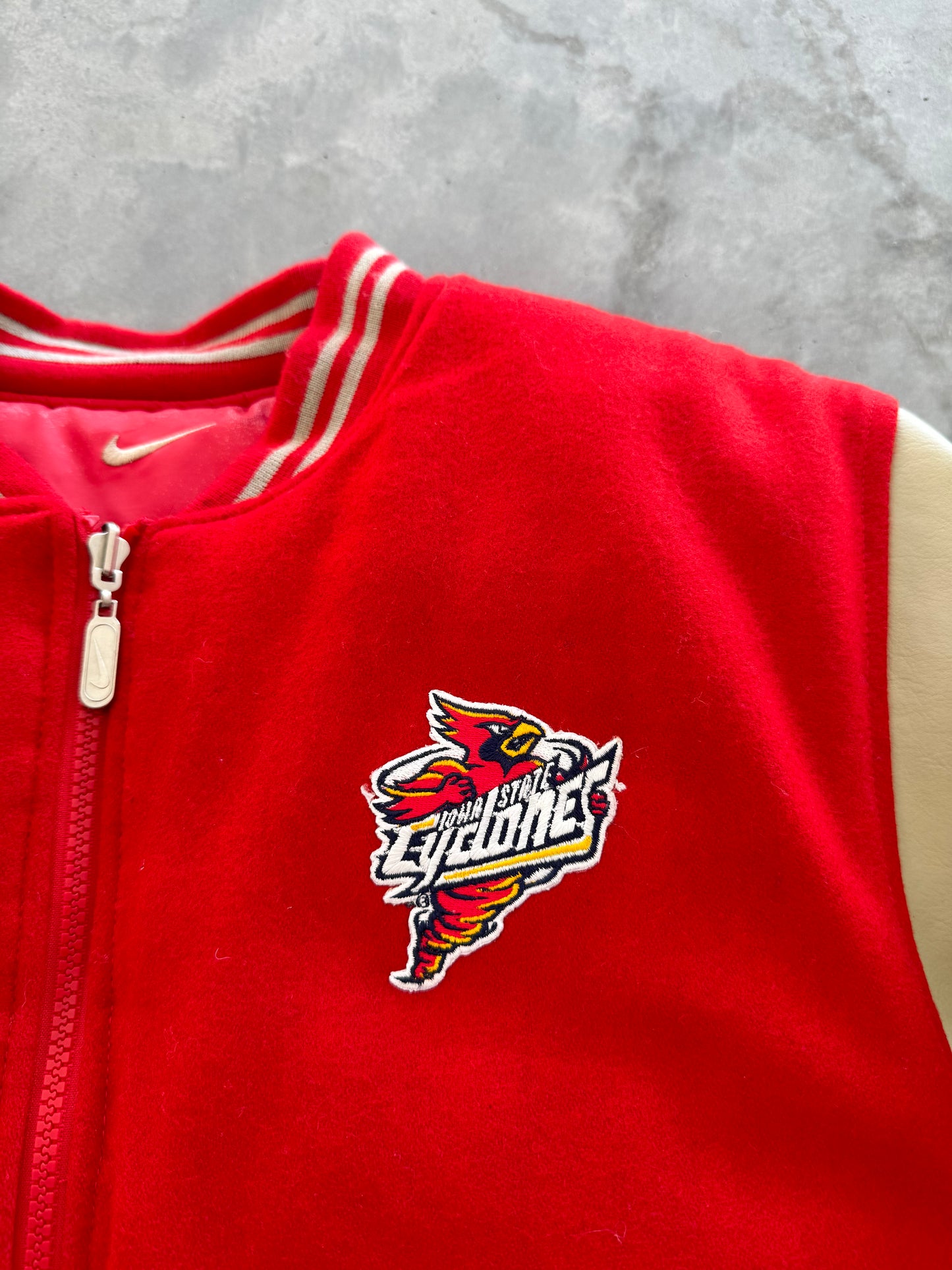 Vintage Nike Iowa State Bomber Jacket -  M
