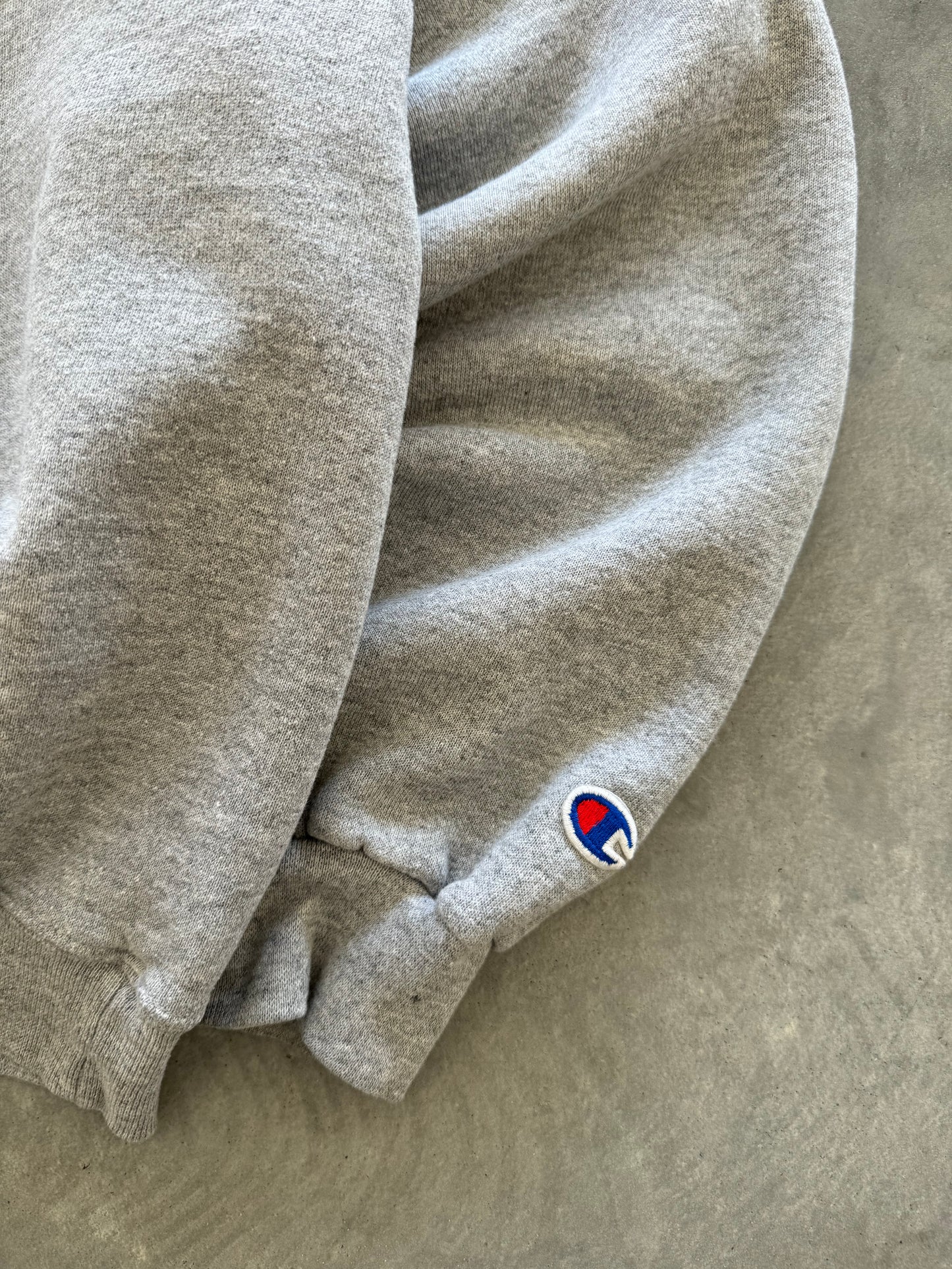 Vintage Champion Sweatshirt - L
