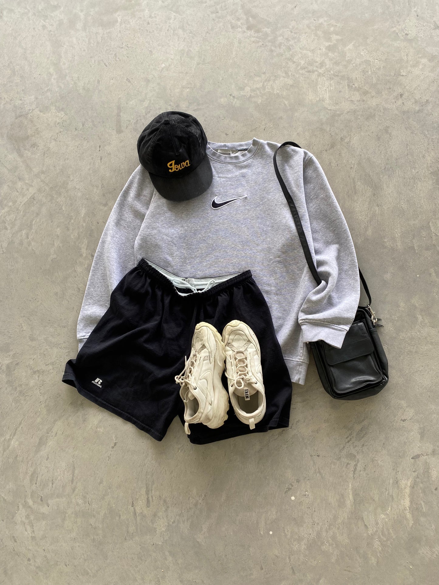 Russell Shorts - L