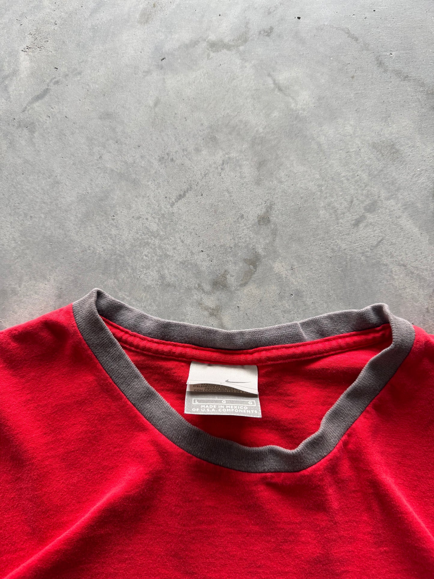 Vintage 00s Nike Tee - L