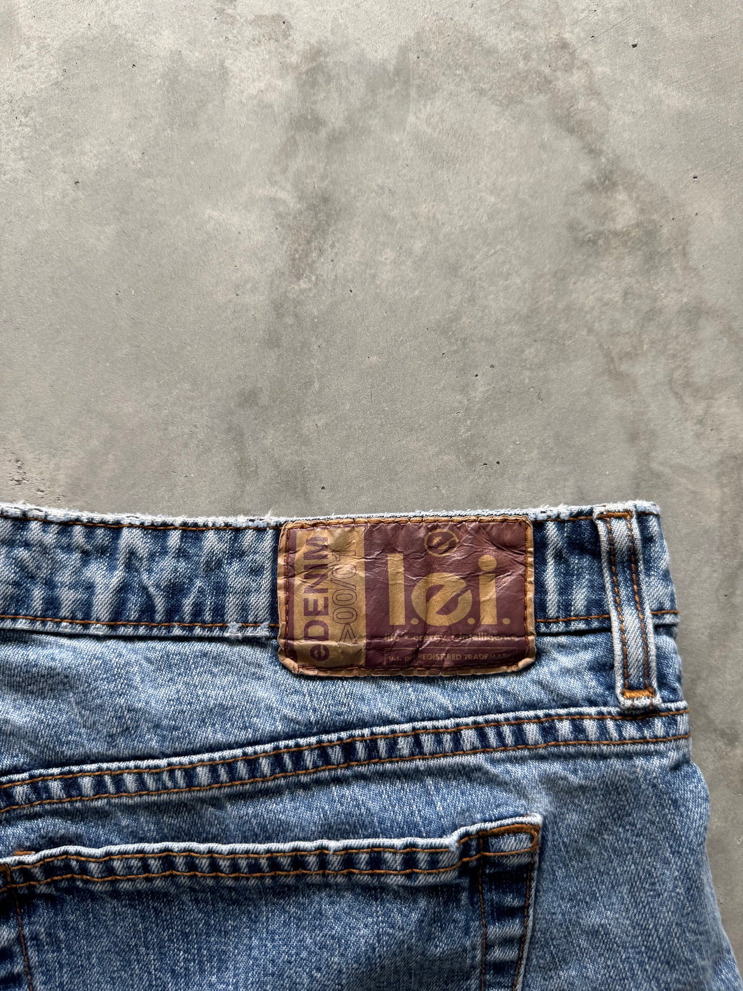 Vintage Lei Denim Shorts - 38x4