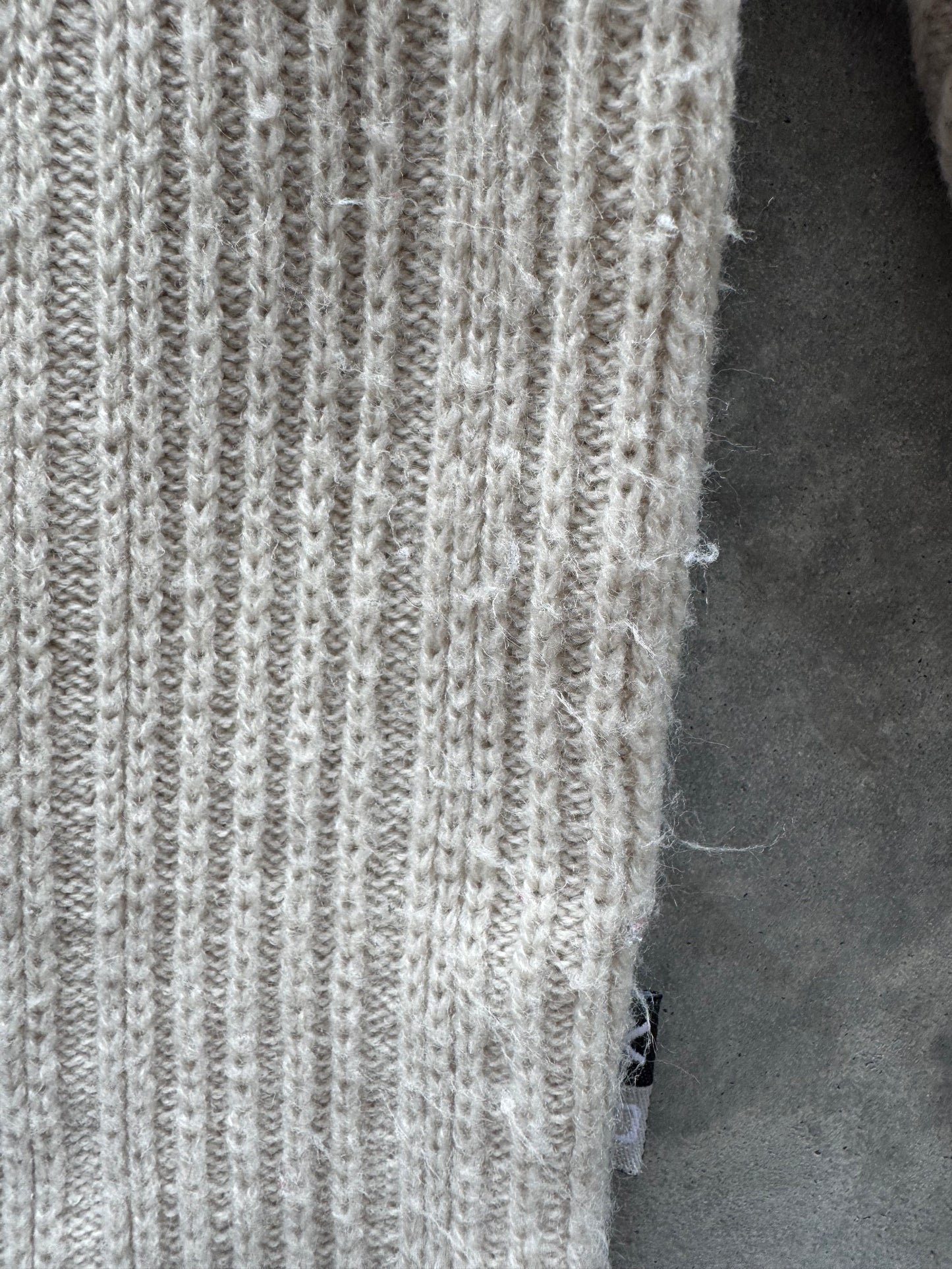 Vintage Sweater - M