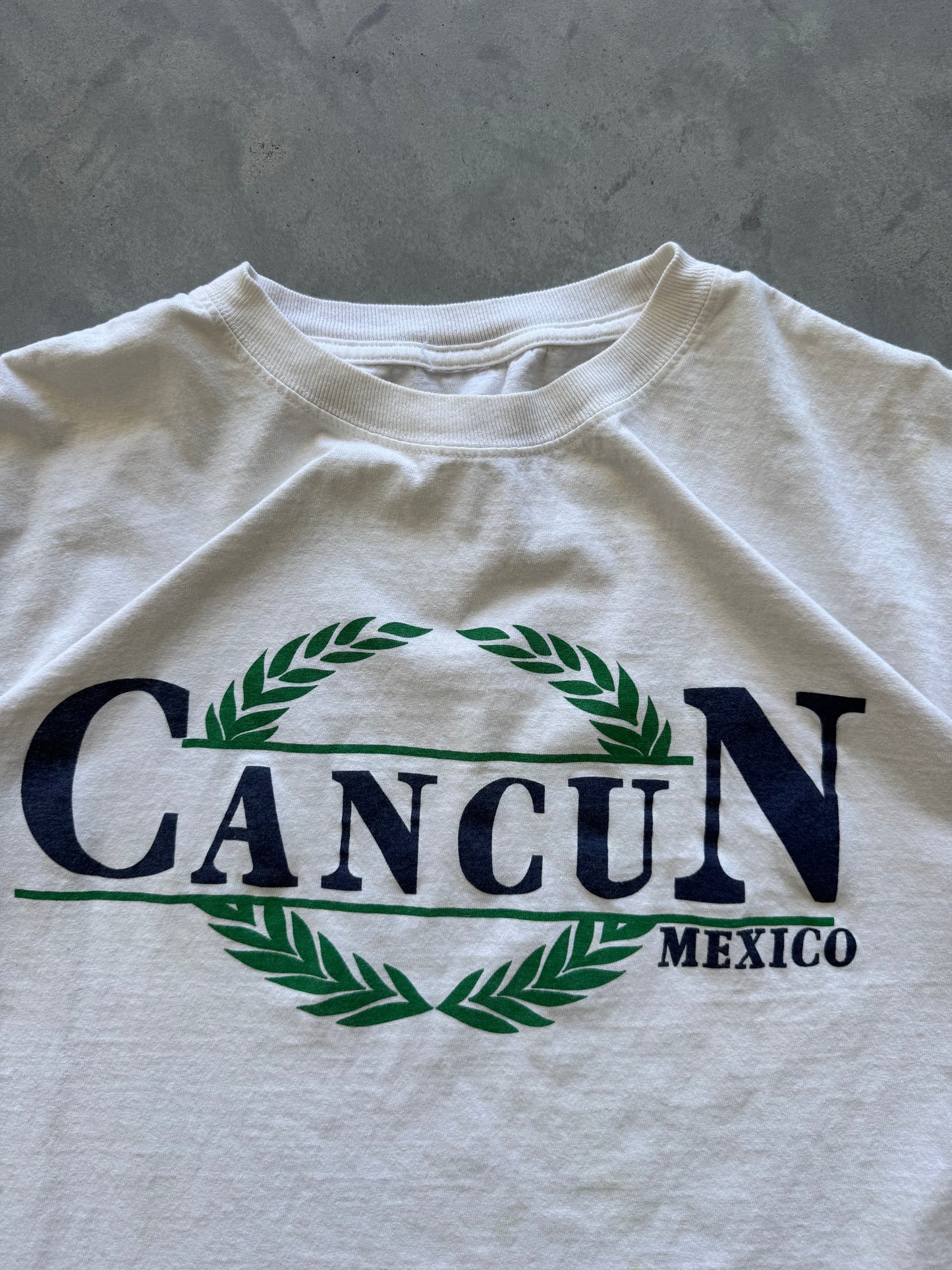 Cancun Mexico Tee - M